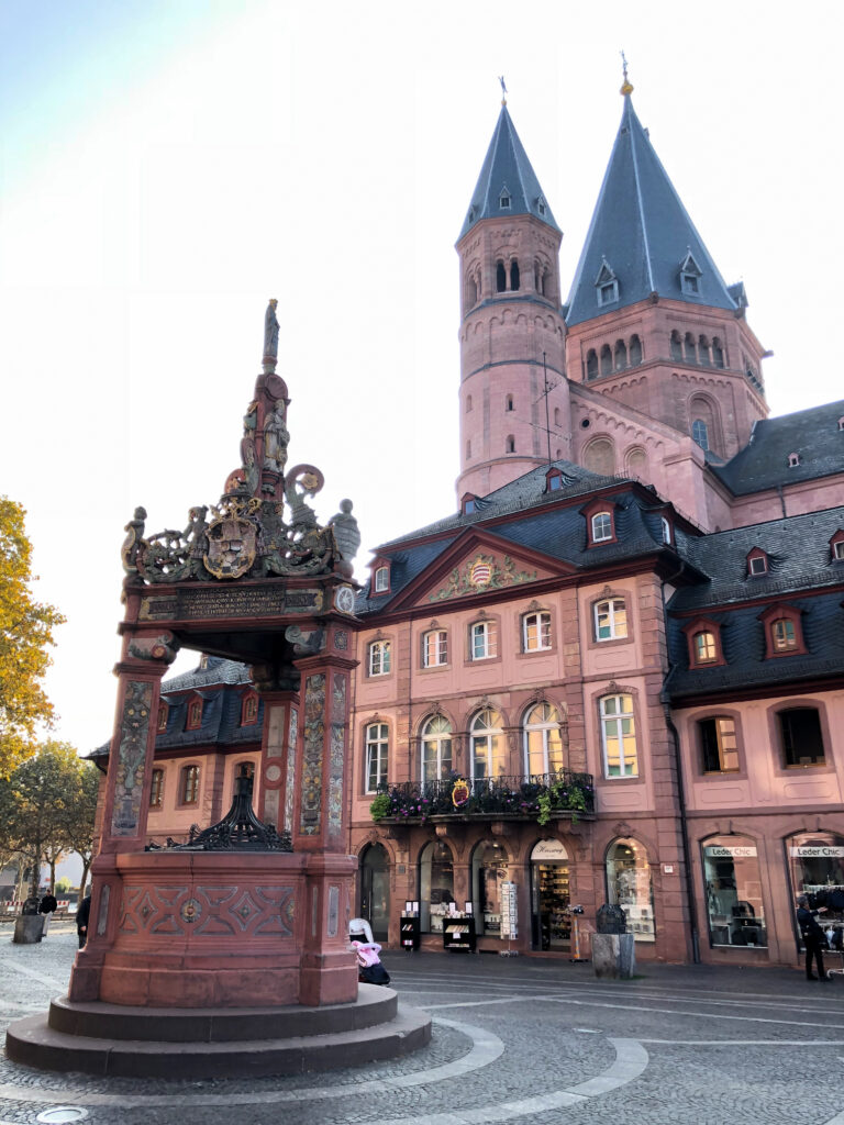 Marktbrunnen (Market Fountain) is an ornamental Renaissance fountain in Mainz