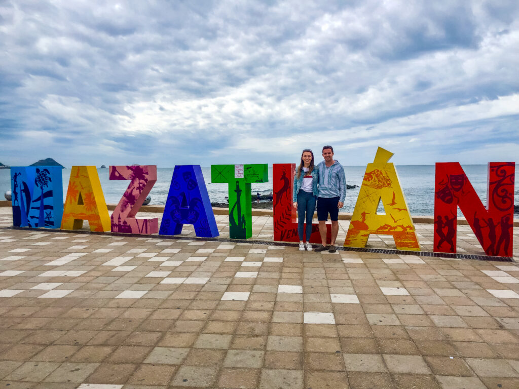 Taking a photo in front of the Mazatlán sign